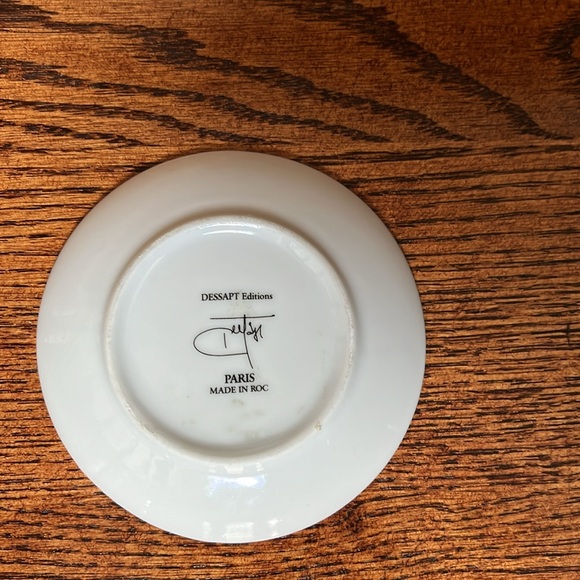 Dessapt Editions Souvenir From Paris France Collector's Plate With Stand - Picture 4 of 6